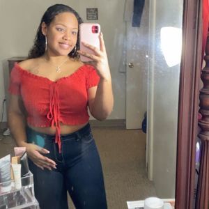 Meet your Posher, Katelynn